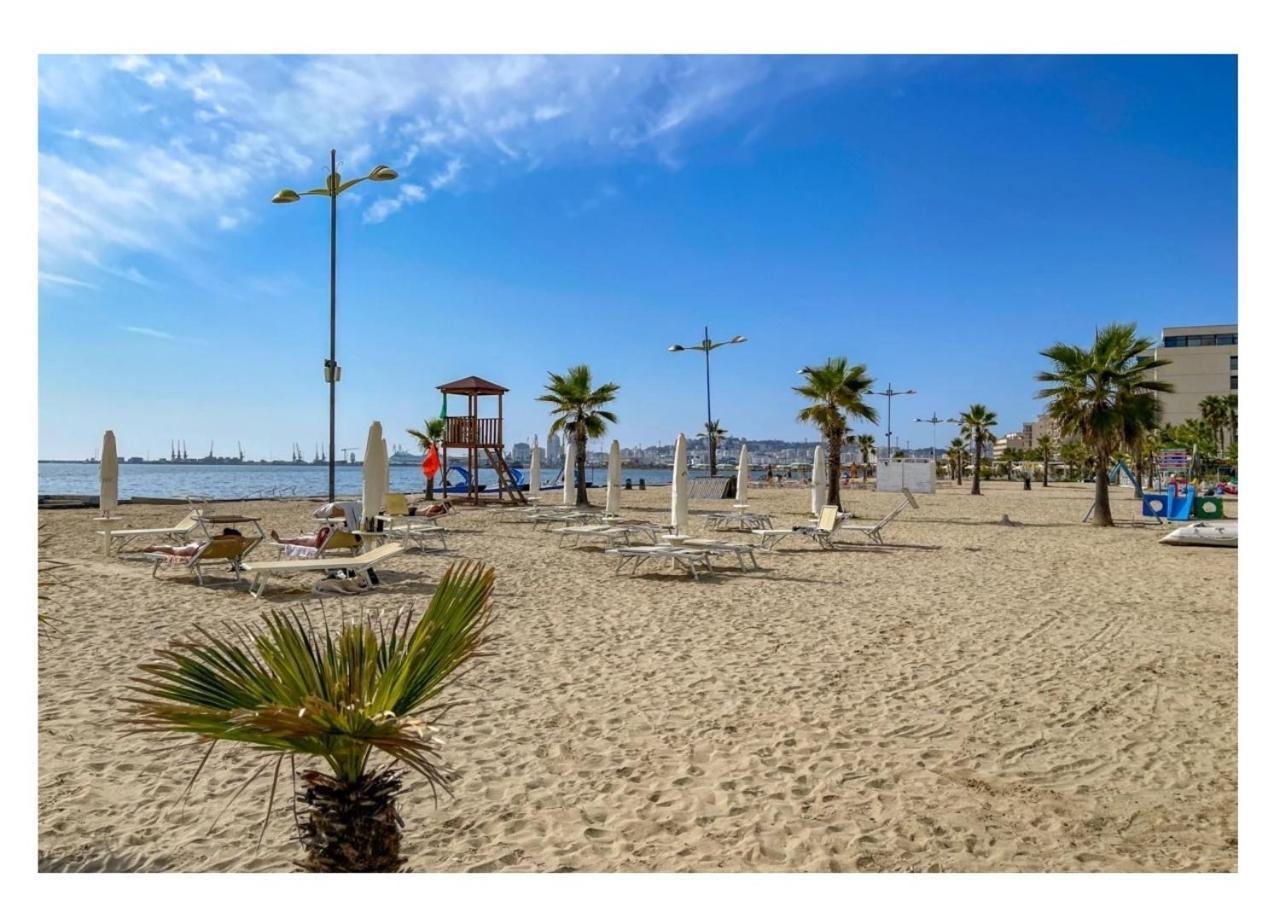 ドゥラスCasa Mareアパートメント エクステリア 写真